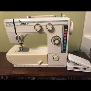 Necchi Model 537FA Vintage Sewing Machine